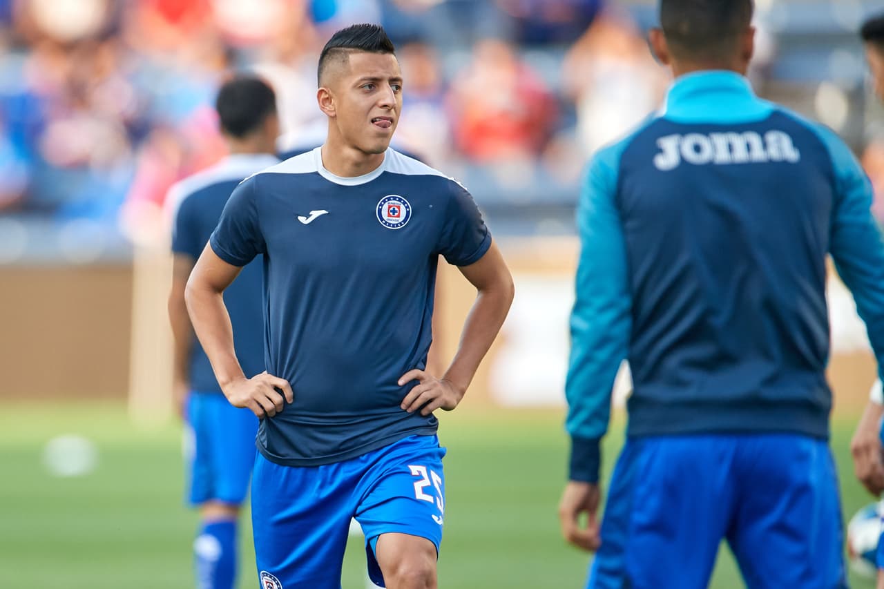 Cruz Azul venció 2-0 a Chicago y clasificó a semifinales.
