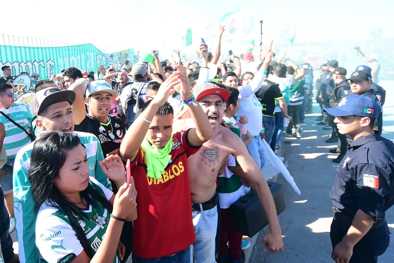 Mejor fan j 14 apertura 2016