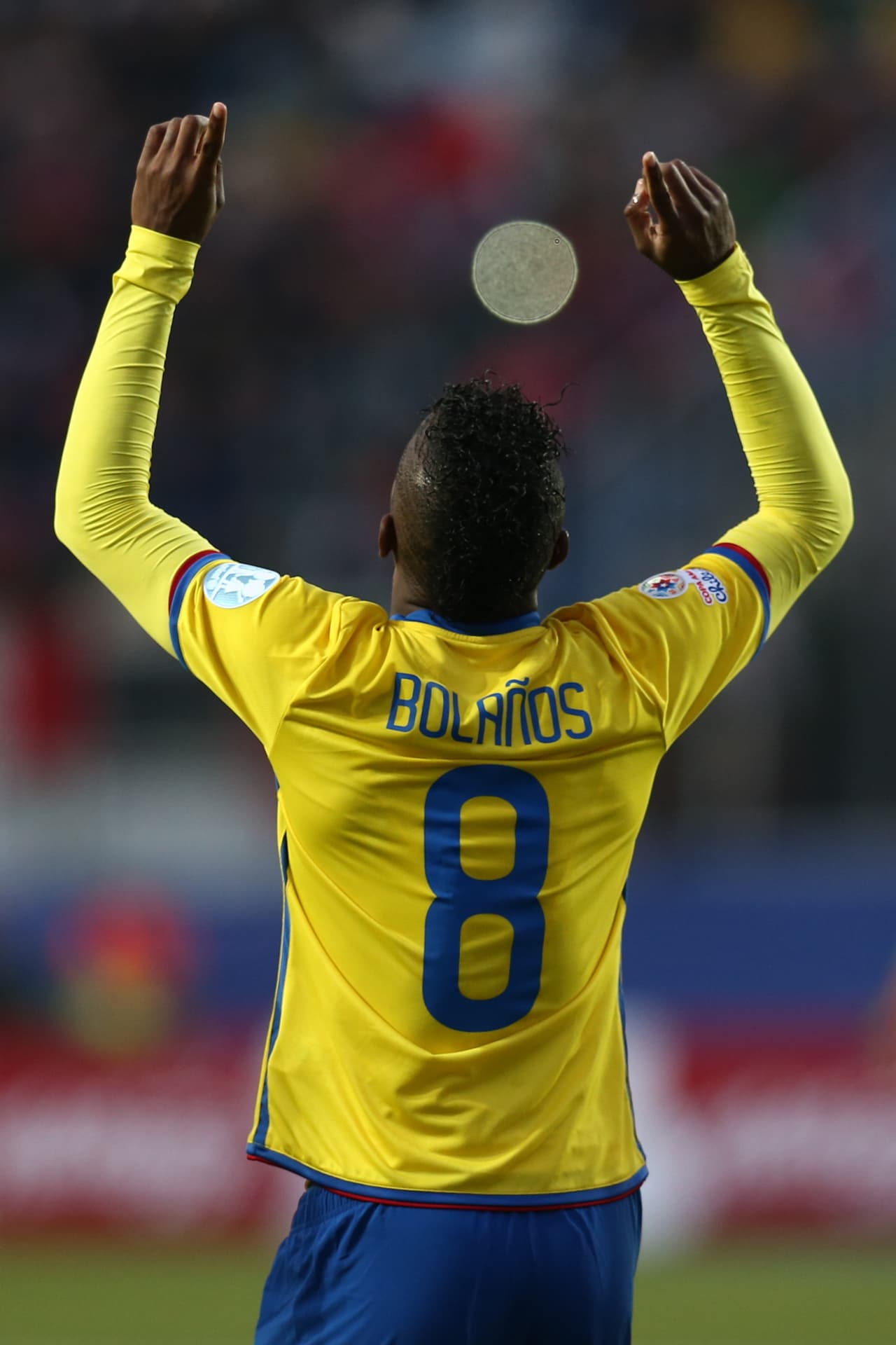 8 Miler Bolaños – 8: Gran partido del atacante ecuatoriano que abrió el marcador al seguir la jugada de Valencia y además le regresó el favor filtrando un pase al fondo para tener protagonismo en los dos goles. Desesperó al Tri con su cambio de ritmo y buen manejo del balón.