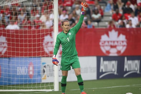 ERIN McLEOD (CAN) | La dueña del arco en Canadá también defiende los colores del Houston Dash. Con más de 100 partidos con la selección canadiense, McLeod es medallista de bronce olímpica.