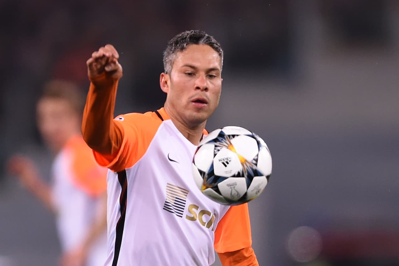 Aunque tenían la ventaja, los ucranianos tuvieron la iniciativa de visitantes y fueron mucho más agresivos en el terreno de los italianos.