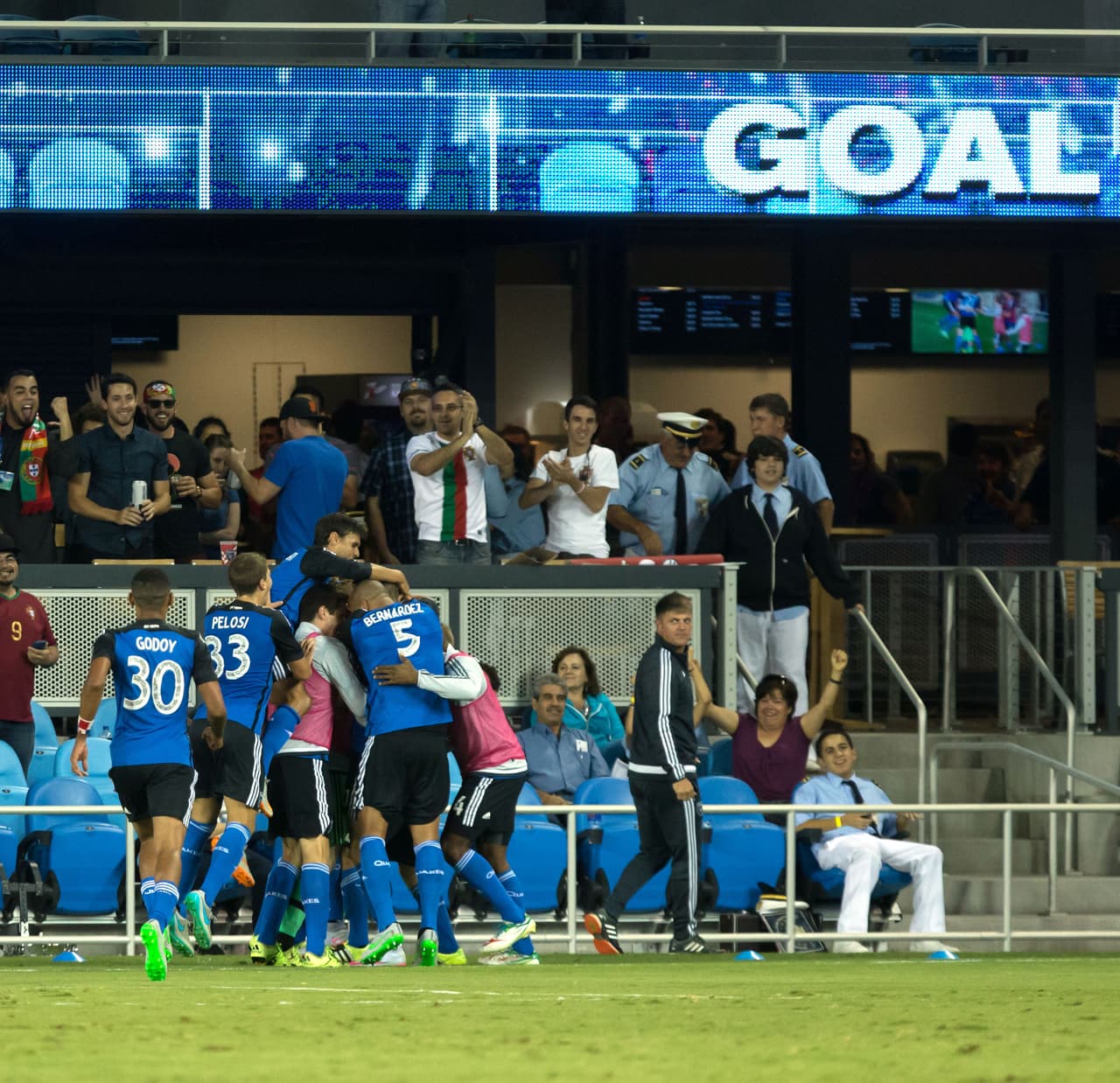 Con solitario gol de Clarence Goodson al minuto 53, los Earthquakes lograron reencontrarse con el triunfo.