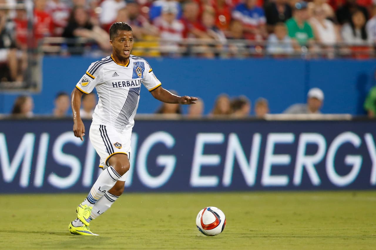 Giovani dos Santos jugó su primer partido de visitante con LA Galaxy ante FC Dallas.