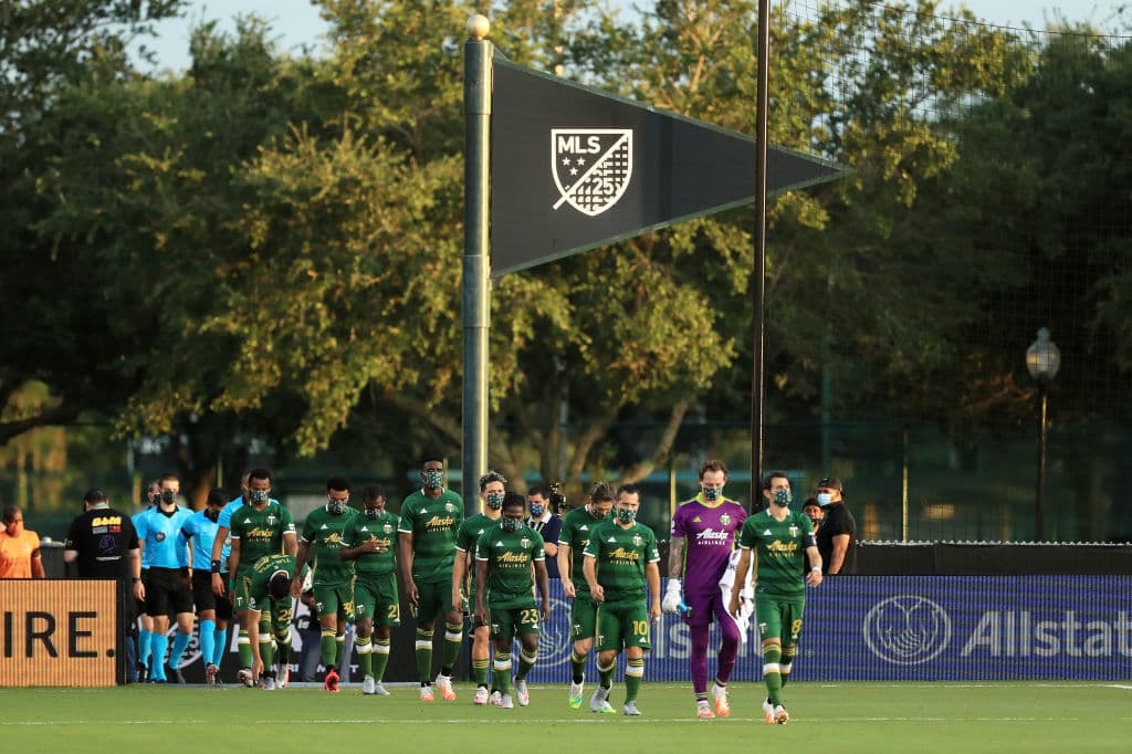 En el regreso de la MLS los Portland Timbers derrotaron al LA Galaxy.