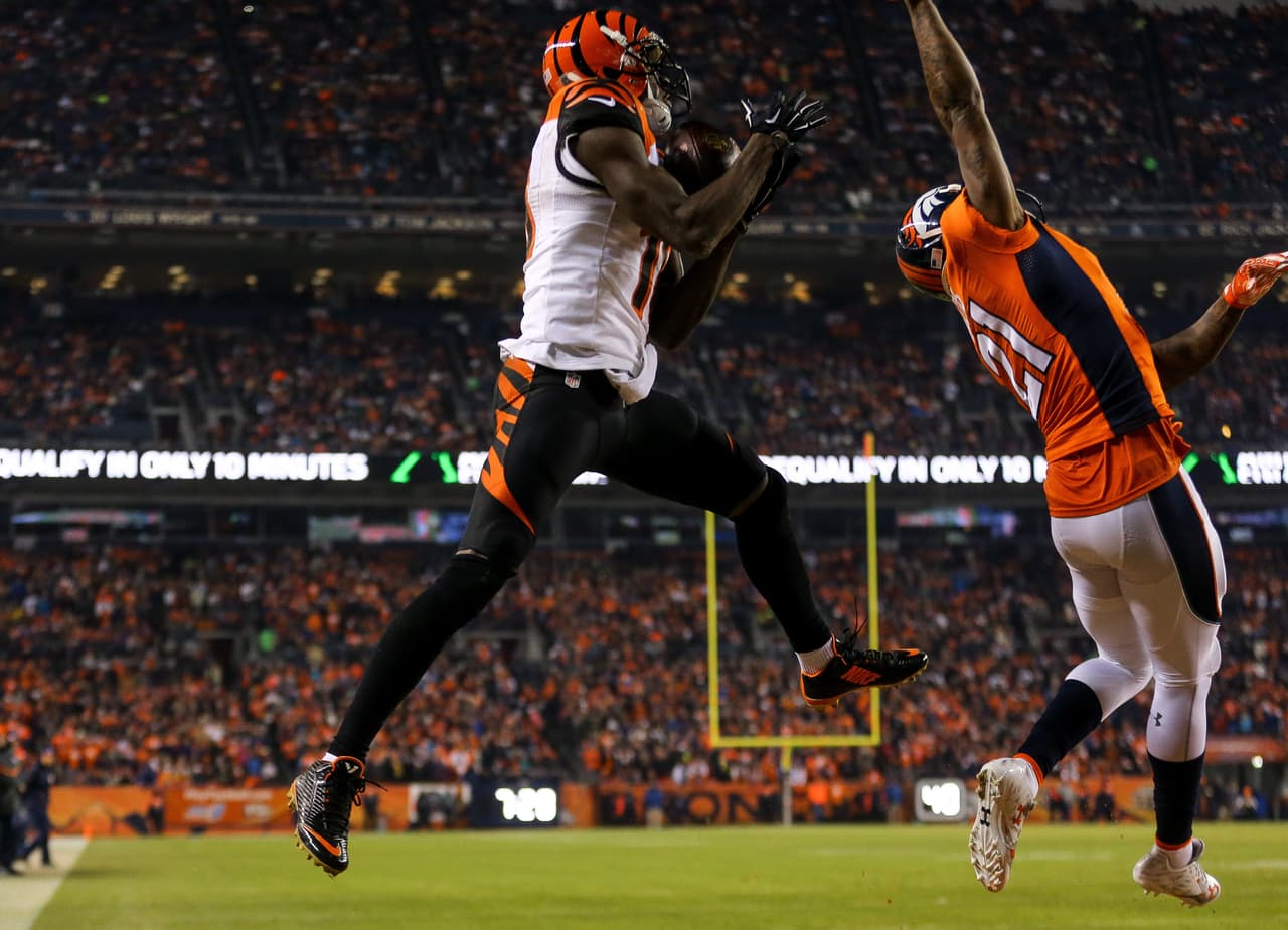 Los Broncos están de regreso a los playoffs tras un tiempo extra de suspenso ganando a los Bengals 20-17.