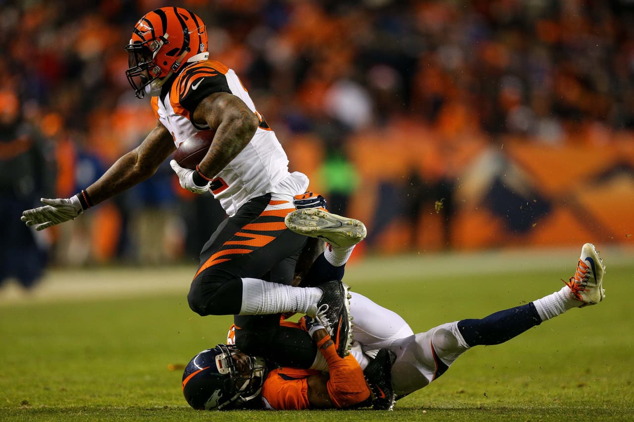 Los Broncos están de regreso a los playoffs tras un tiempo extra de suspenso ganando a los Bengals 20-17.