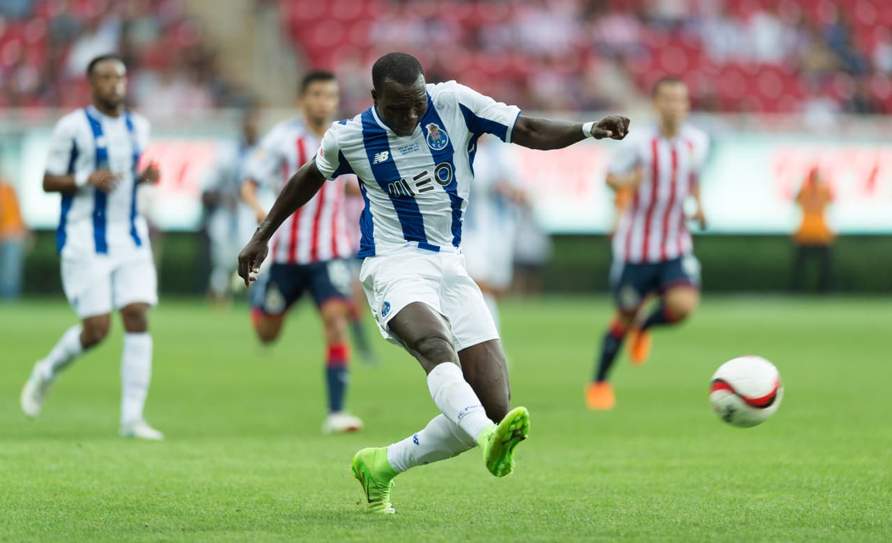 Recién comenzó el partido, el Porto se puso al frente con gol de Vincent Aboubakar al minuto 2.