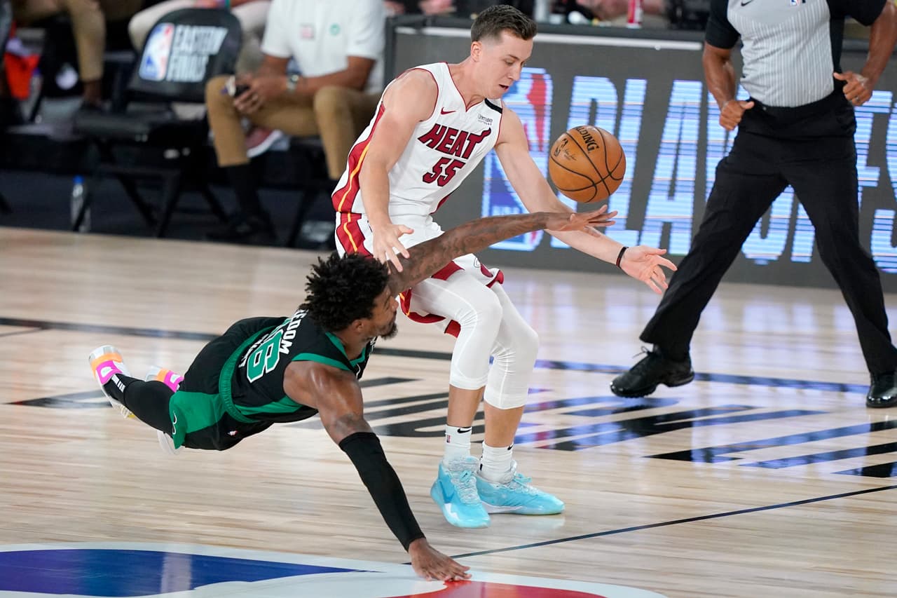 Miami consigue venir de atrás para vencer 117-114 a los Celtics y pegan en el primer partido de las finales de conferencia.