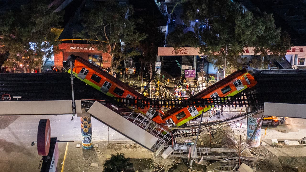 <b>En video:</b> 
<a href="https://www.univision.com/temas/tragedia-en-el-metro-de-ciudad-de-mexico">imágenes del accidente</a> que ocurrió la noche del lunes en la estación Los Olivos de la cuestionada Línea 12, que quedó temporalmente sin servicio.
