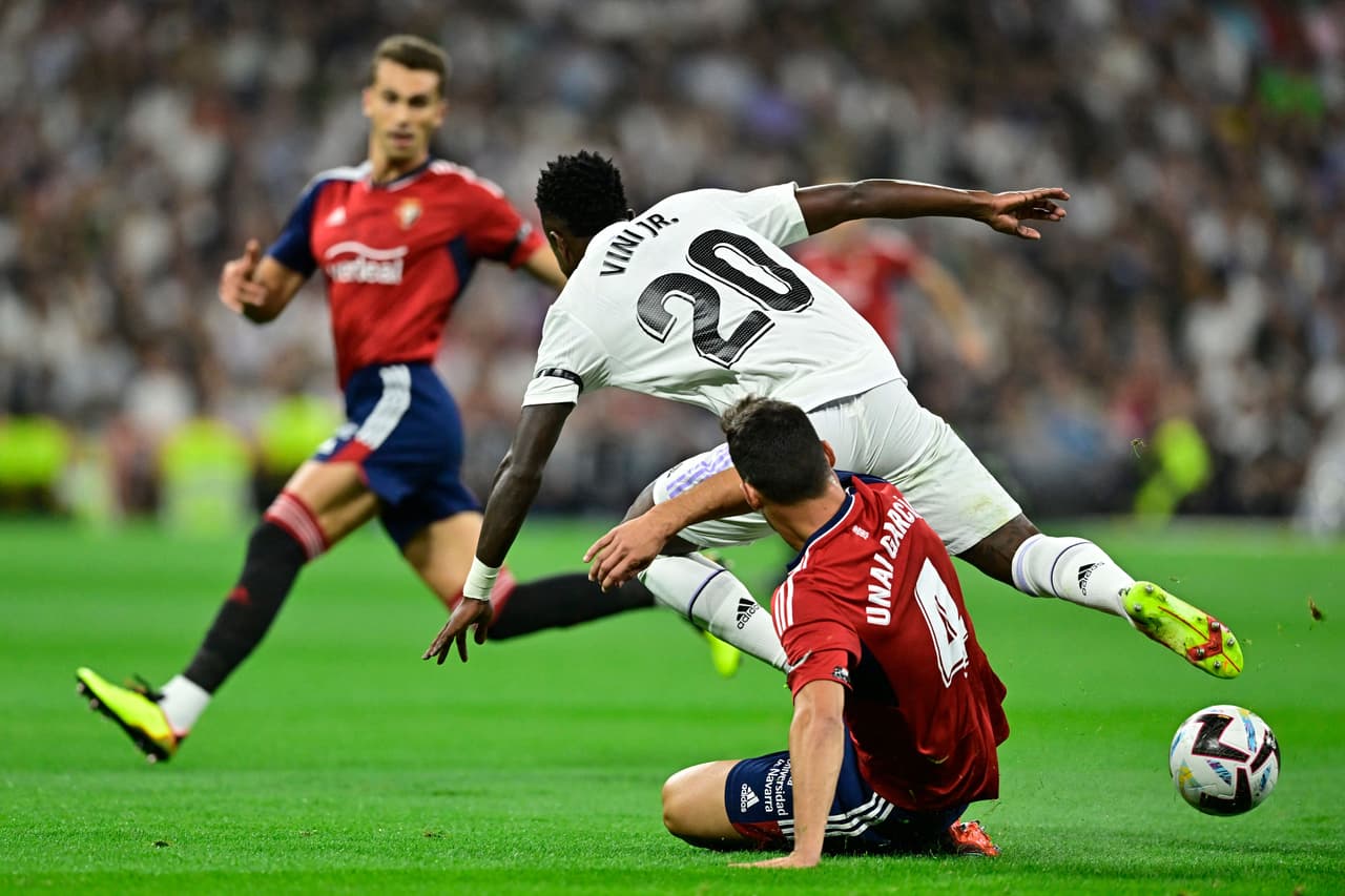 Los defensores mantenían a raya a la armada blanca que no encontraba la forma de hacer daño.