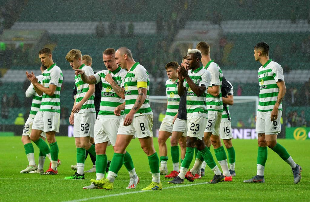 El Celtic de Escocia avanzó a la segunda ronda clasificatoria para la Champions League al eliminar al FC Sarajevo de Bosnia. Su siguiente rival en dicha etapa será el Nomme Kalju de Estonia. Aquí las mejores imágenes del cotejo de este miércoles, efectuado en Celtic Park, en Glasgow.