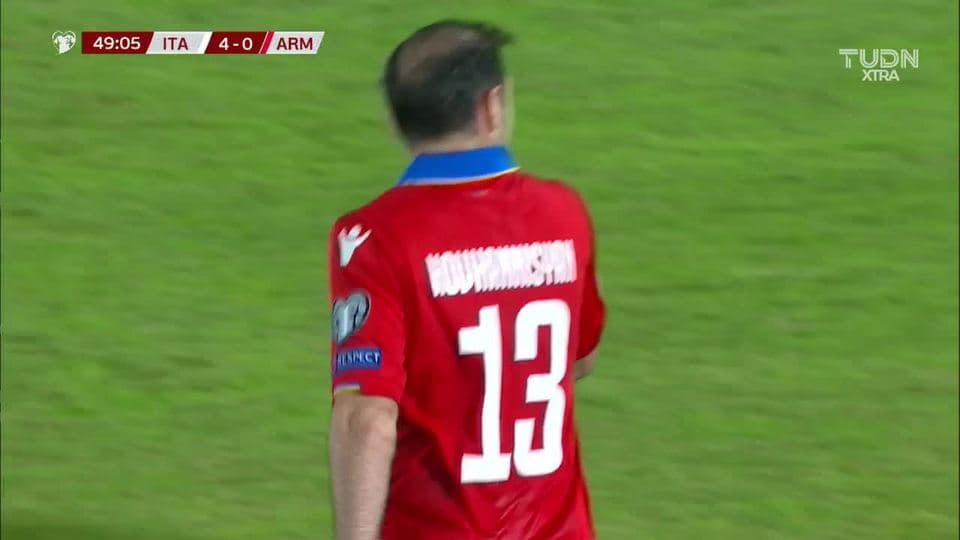 Tiro desviado de Kamo Hovhannisyan