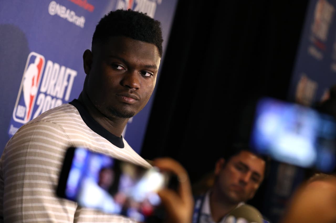 El Draft de NBA vivió un Día de Medios en el que las estrellas del futuro del básquetbol estuvieron bajo los reflectores, a la espera de que se defina su futuro.