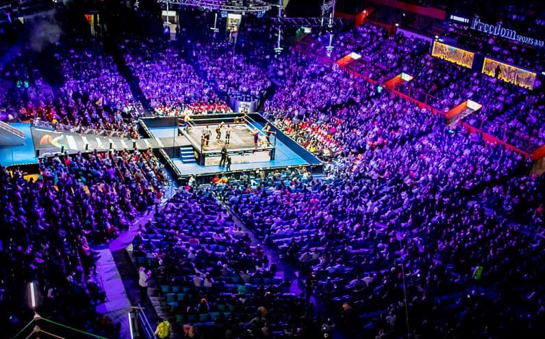 Gran entrada para la Función de Leyendas en la Arena México