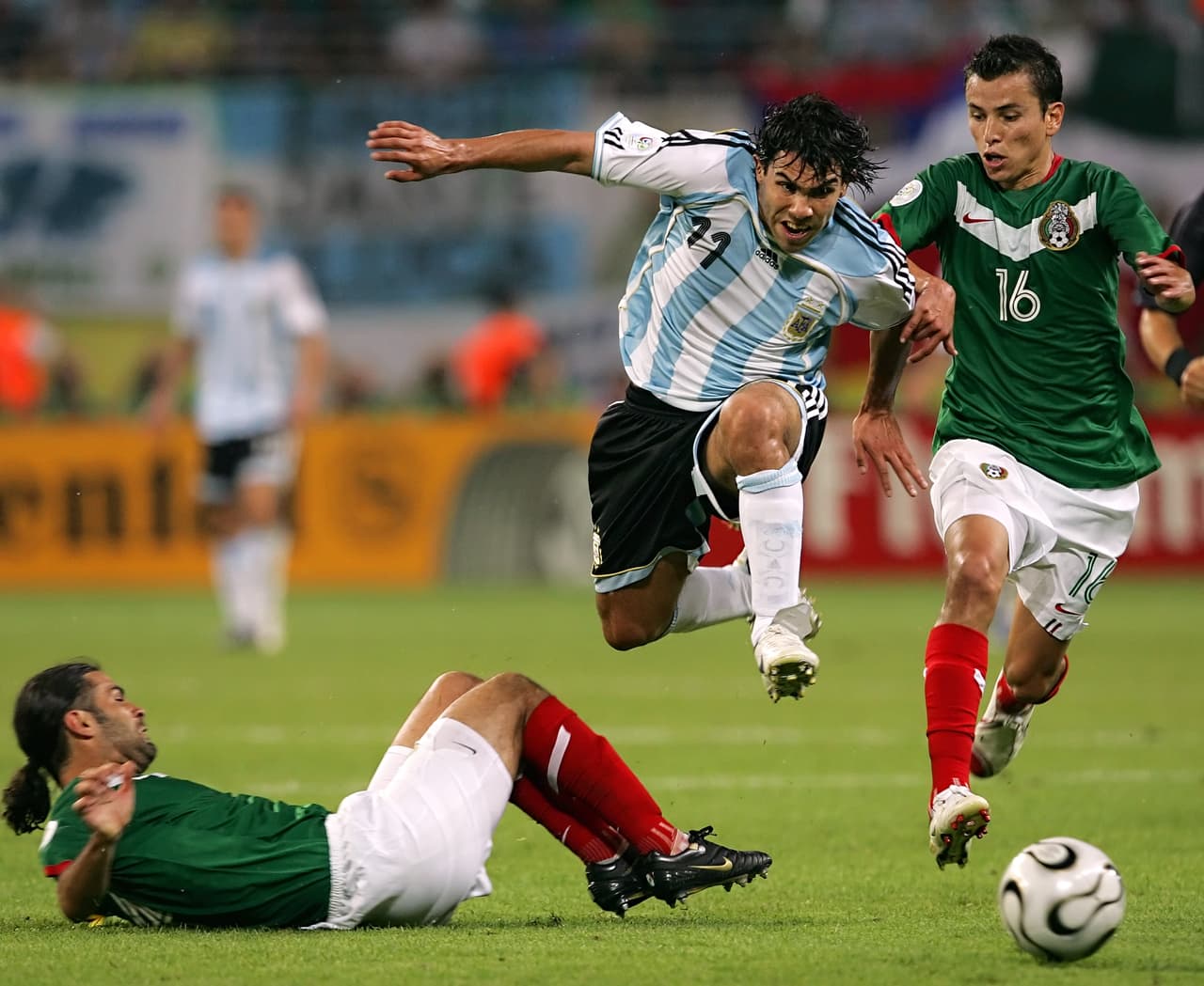 Alemania 2006 mostró a un equipo mexicano aguerrido y que llegó a octavos de final para enfrentarse contra la poderosa Argentina. El equipo gaucho tuvo que esperar hasta tiempo extra para definir su clasificación por 2-1.