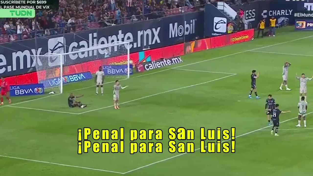 ¡Penal para San Luis! El árbitro no duda y señala la pena máxima