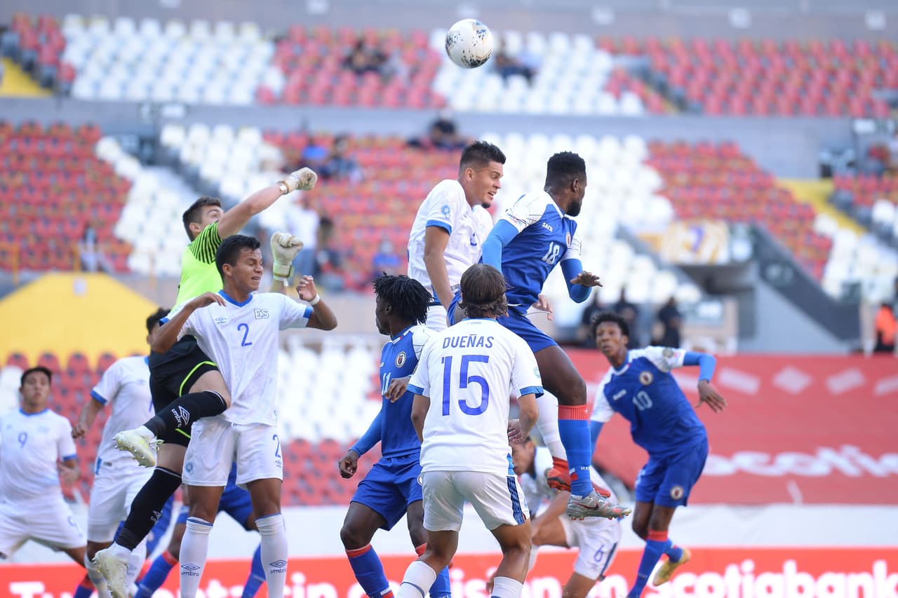 Con doblete de Joshua Pérez (19' y 40+5') El Salvador vence 2-1 a Haití y esperan el resultado entre Canadá y Honduras para ver si llegan a las semifinales.