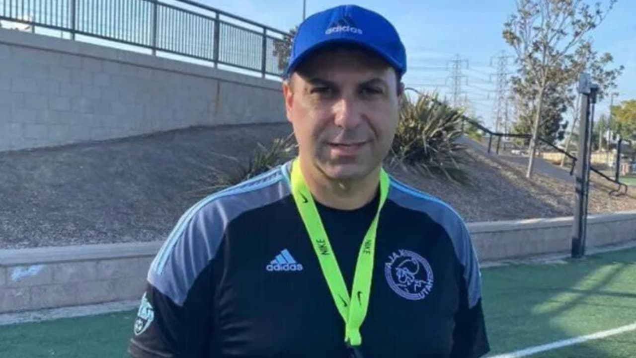 DT uruguayo, 'pupilo' de La Volpe, ve al Tri en el quinto partido 