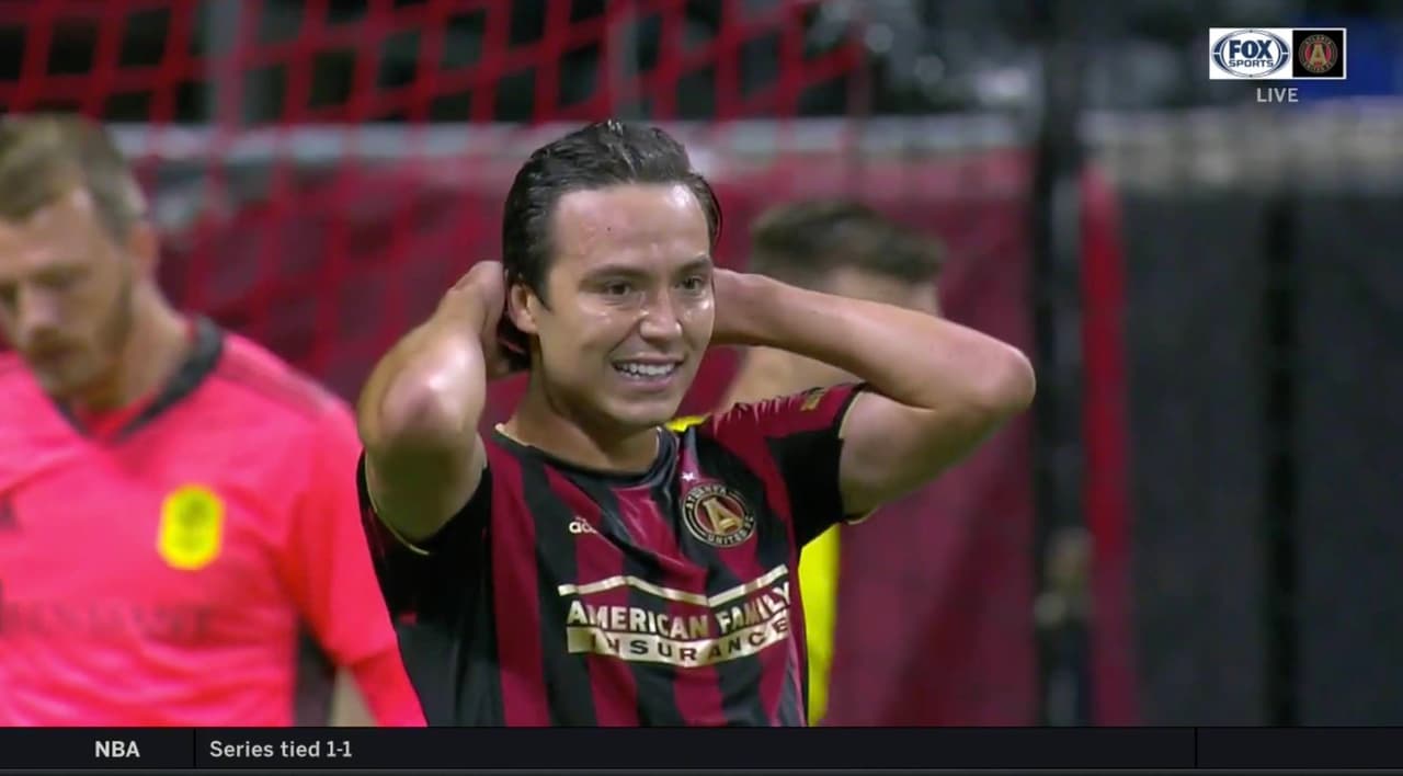 ‘Cubo’ Torres no puede definir en el corazón del área y se pierde su primer gol con Atlanta