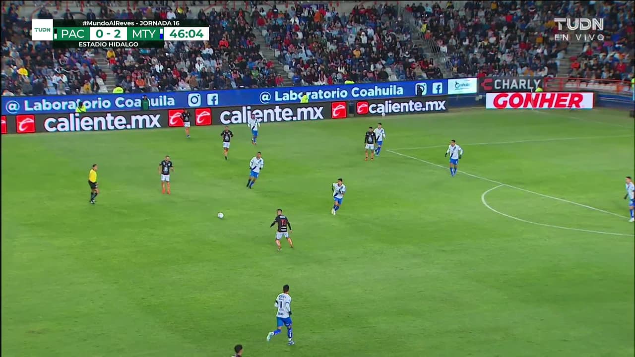 ¡TIRO ATAJADO! disparo por Lucas Di Yorio.