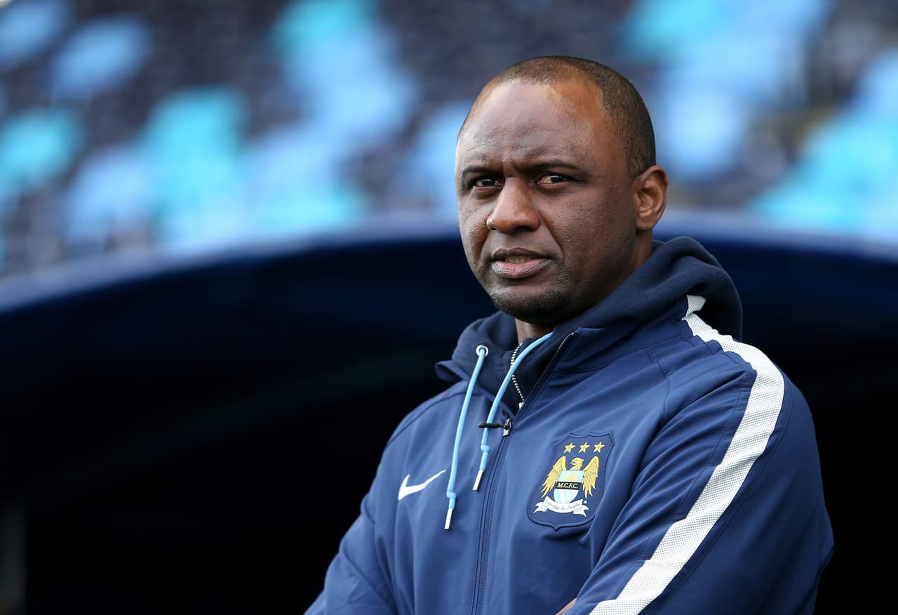La lista se nutre con 
<b>Patrick Vieira, </b>quien desde que se retiró como futbolista inició su carrera como entrenador. Estuvo en la academia del Manchester City, luego dirigió al New York City F.C. en la MLS y ahora es el encargado del O.G.C. Nice en su país.