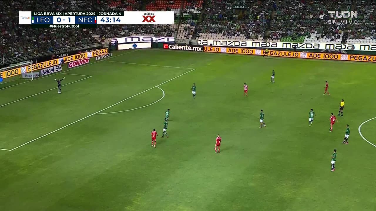 ¡TIRO ATAJADO! disparo por Jhonder Cádiz.