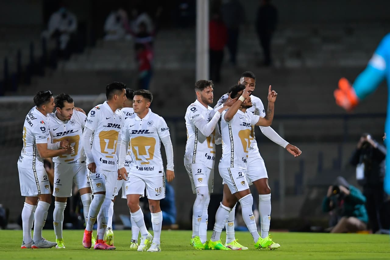 Ignacio Ambriz: "Pumas fue muy superior en todos los aspectos"