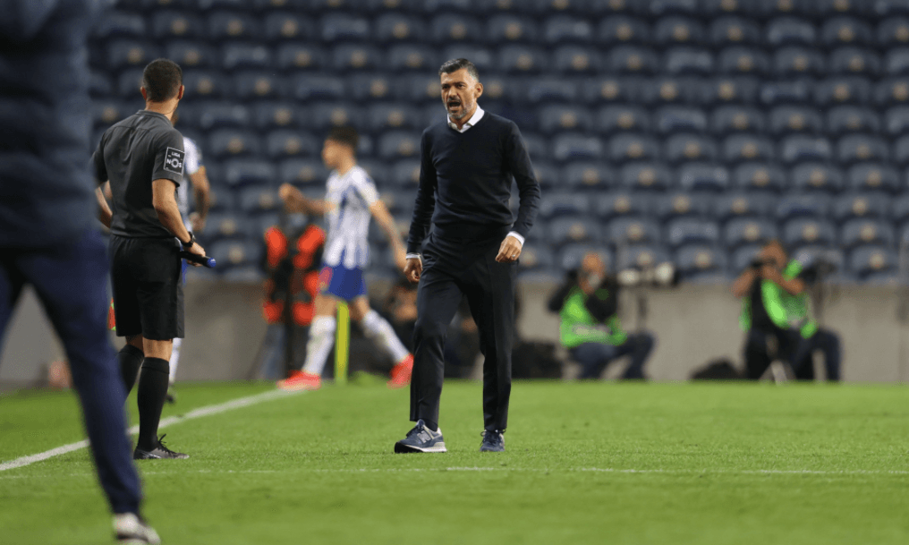 Conceiçao: “Corona hizo dos amistosos y descansó el oficial”