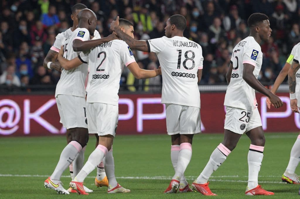 Archaf Hakimi se echa el equipo al hombro y con goles al 5' y al 90+5', Los visitantes vencen 1-2 al Metz.