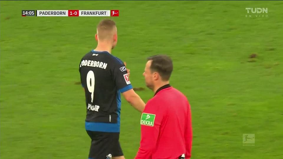 Tiro desviado de Kai Pröger