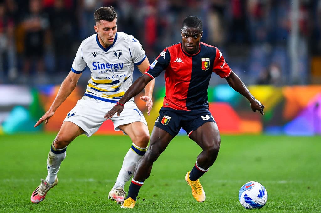 Inter de Milan y Atalanta empatan 2-2, Genoa y Hellas Verona empatan 3-3 y el Milan es el único que logra sumar tres putnos tras vencer 1-2 al Spezia.