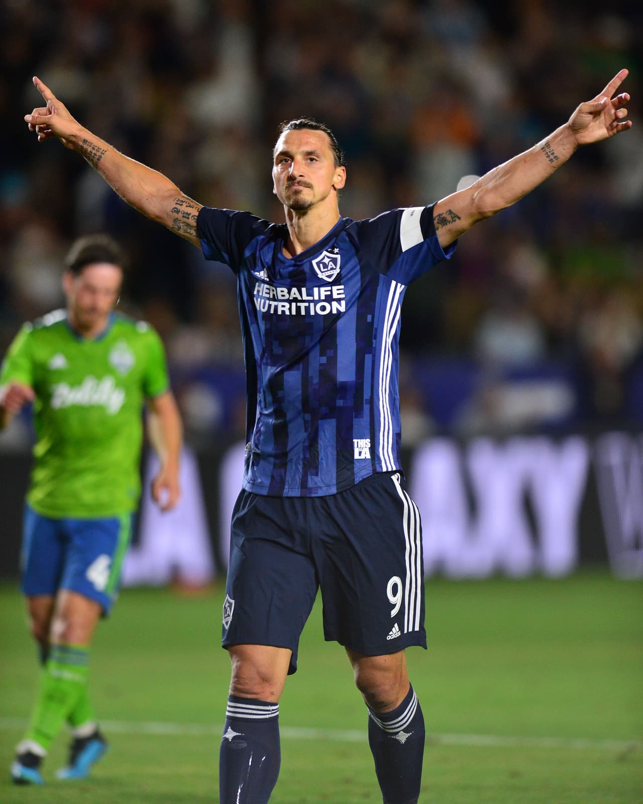 Zlatan Ibrahimovic marcó los dos goles de LA Galaxy en el empate 2-2 frente a Seattle Sounders.