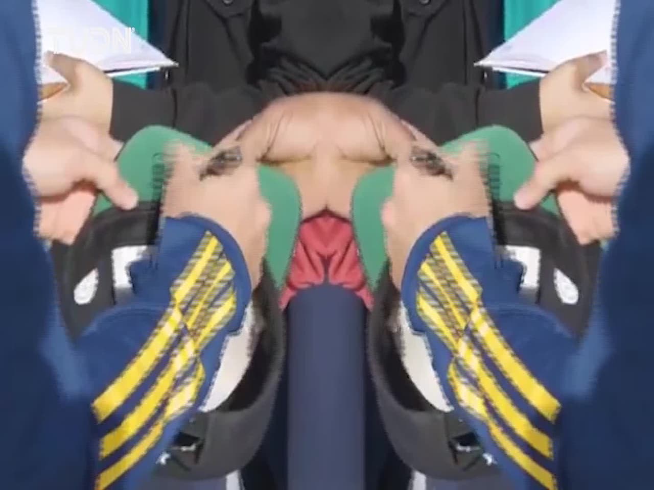 Chicharito Hernández se desvive en elogios para Paola Longoria