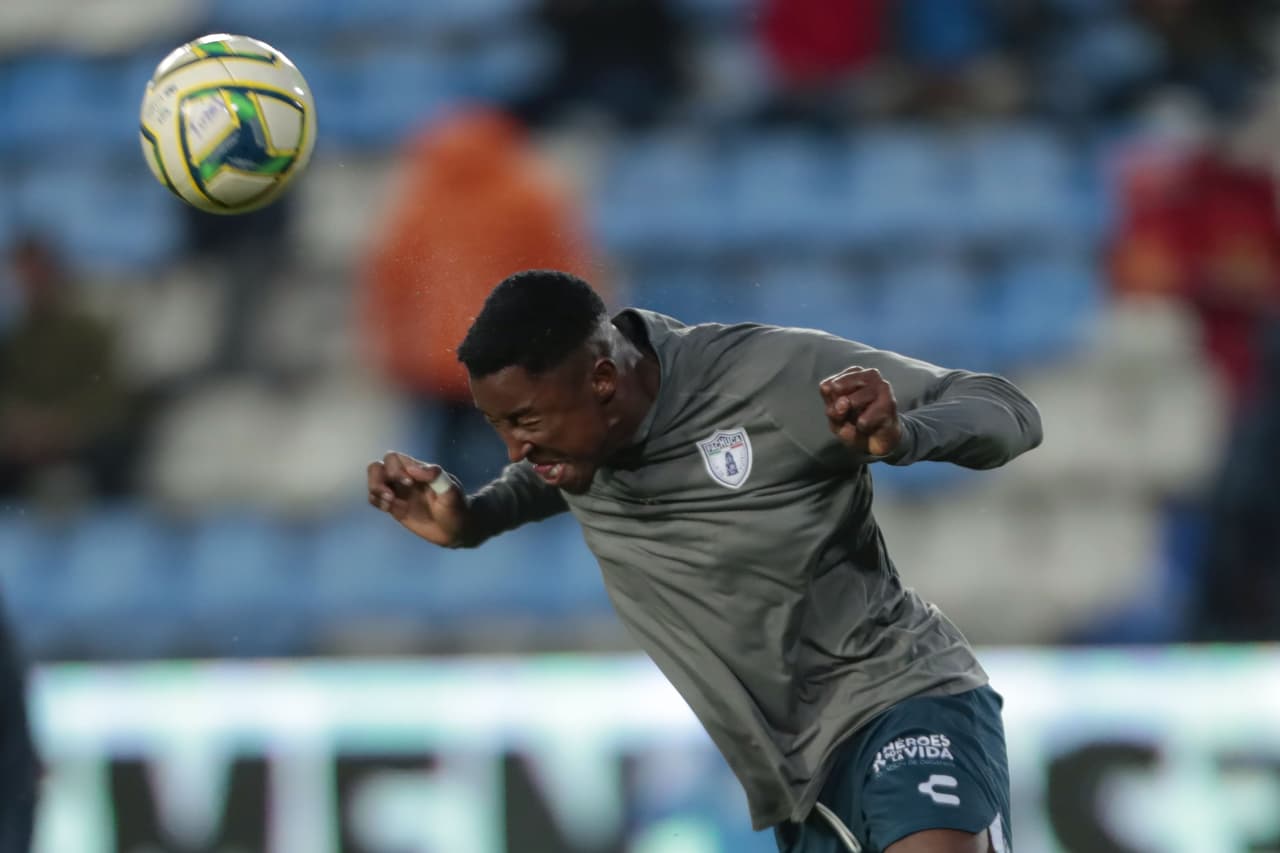 Oscar Murillo causa baja de Pachuca hasta la Liguilla 