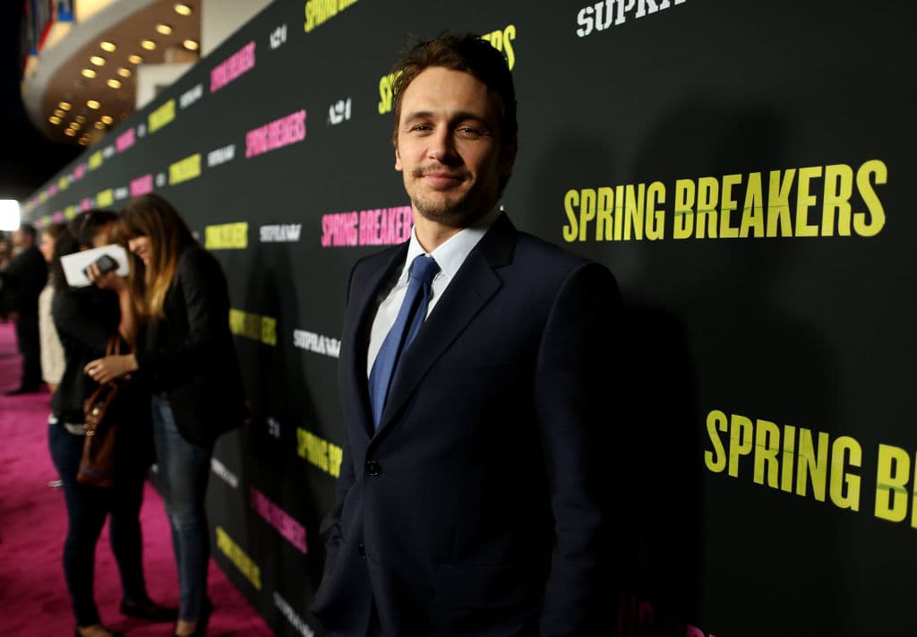 Los documentos judiciales establecen que el acuerdo propuesto ahora se presentará a un juez, quien decidirá si lo aprueba.