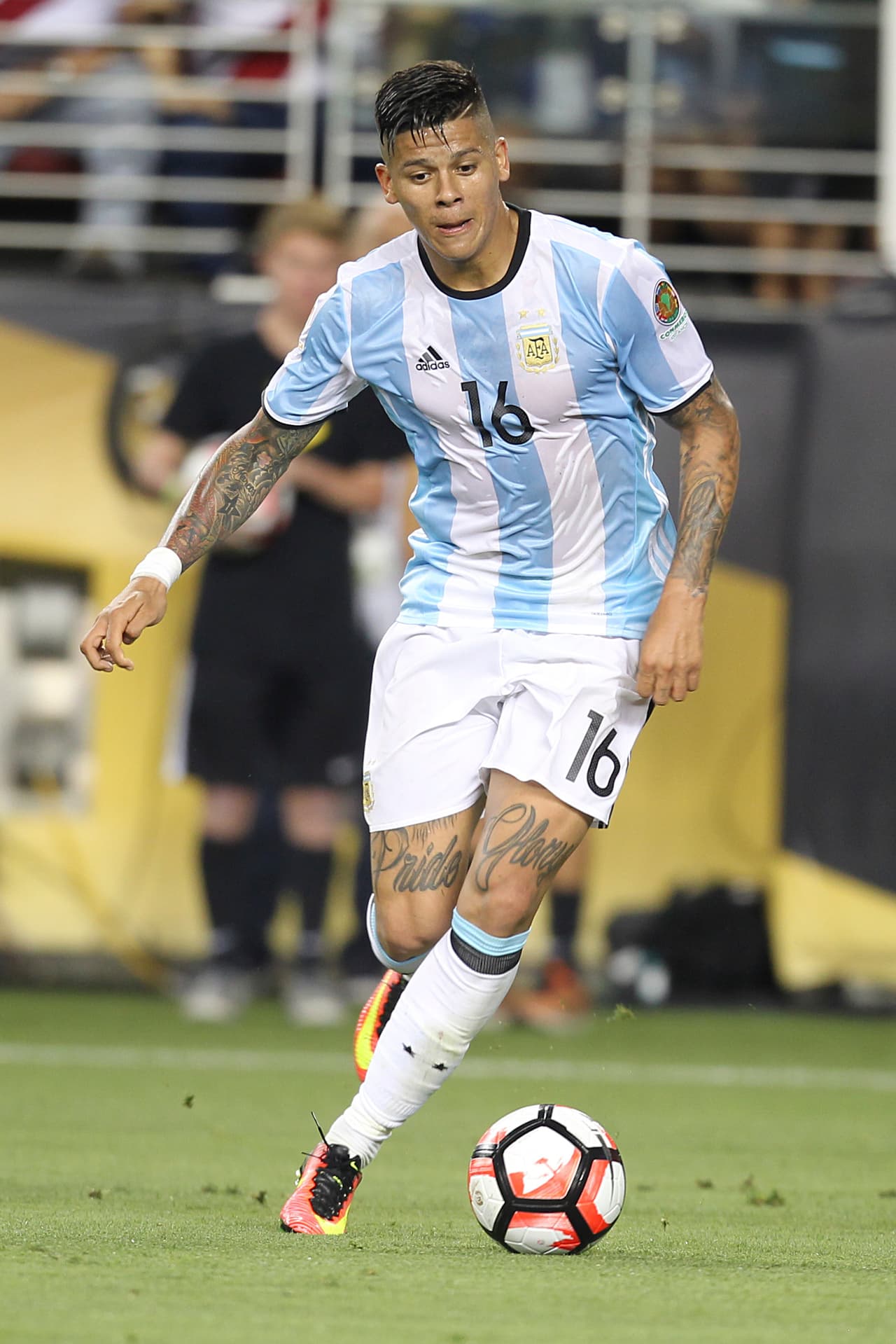 25. Marcos Rojo - Argentina