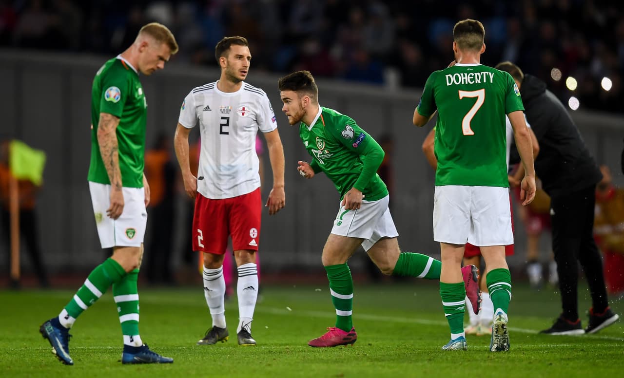 Con este resultado, Irlanda queda en primer lugar del grupo D con 12 puntos.