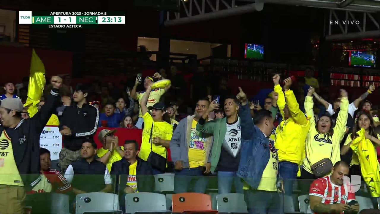 ¡GOL!  anota para América. Diego Valdés