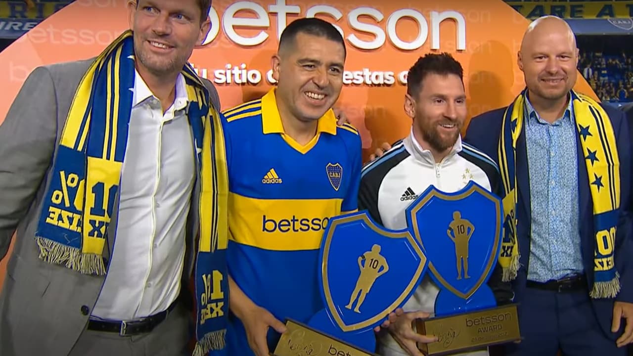 Boca Juniors golea a Argentina en despedida de Riquelme; Messi anotó y fue ovacionado