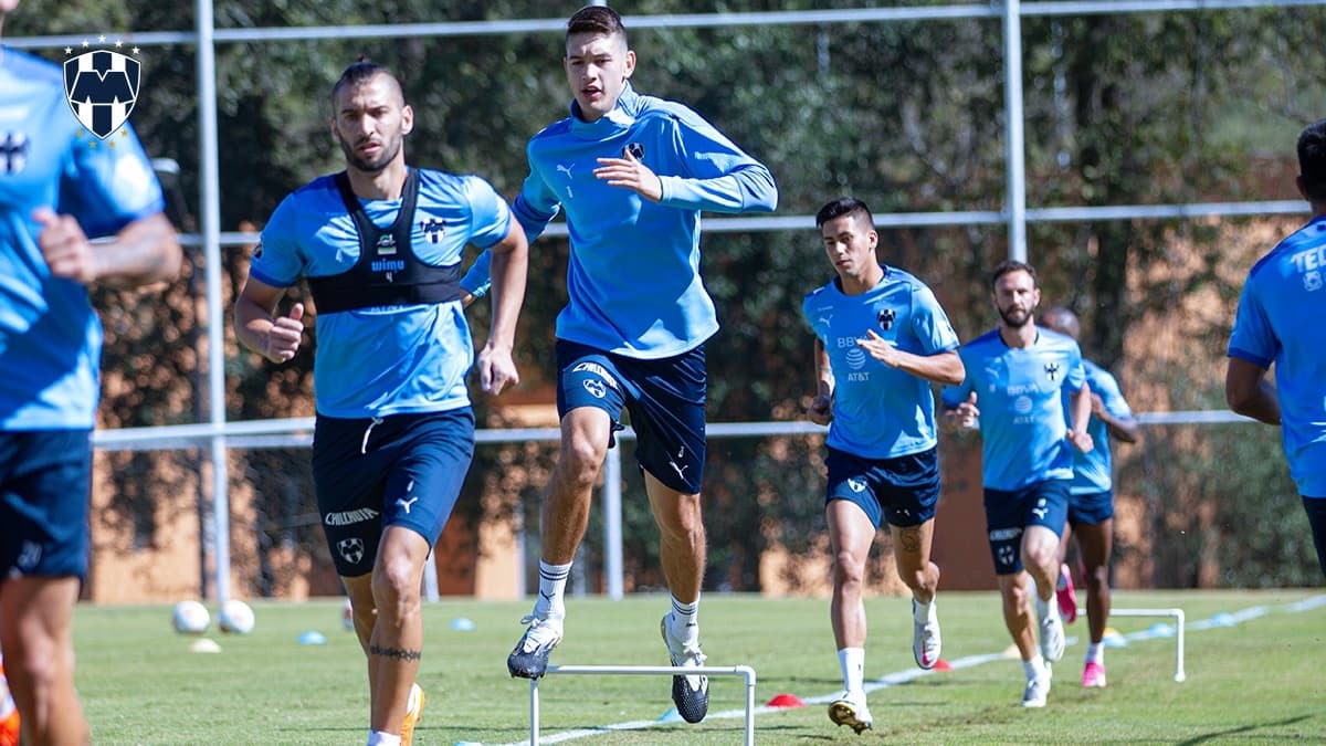 Rayados enfrentará a Chivas con nueve cambios en su alineación