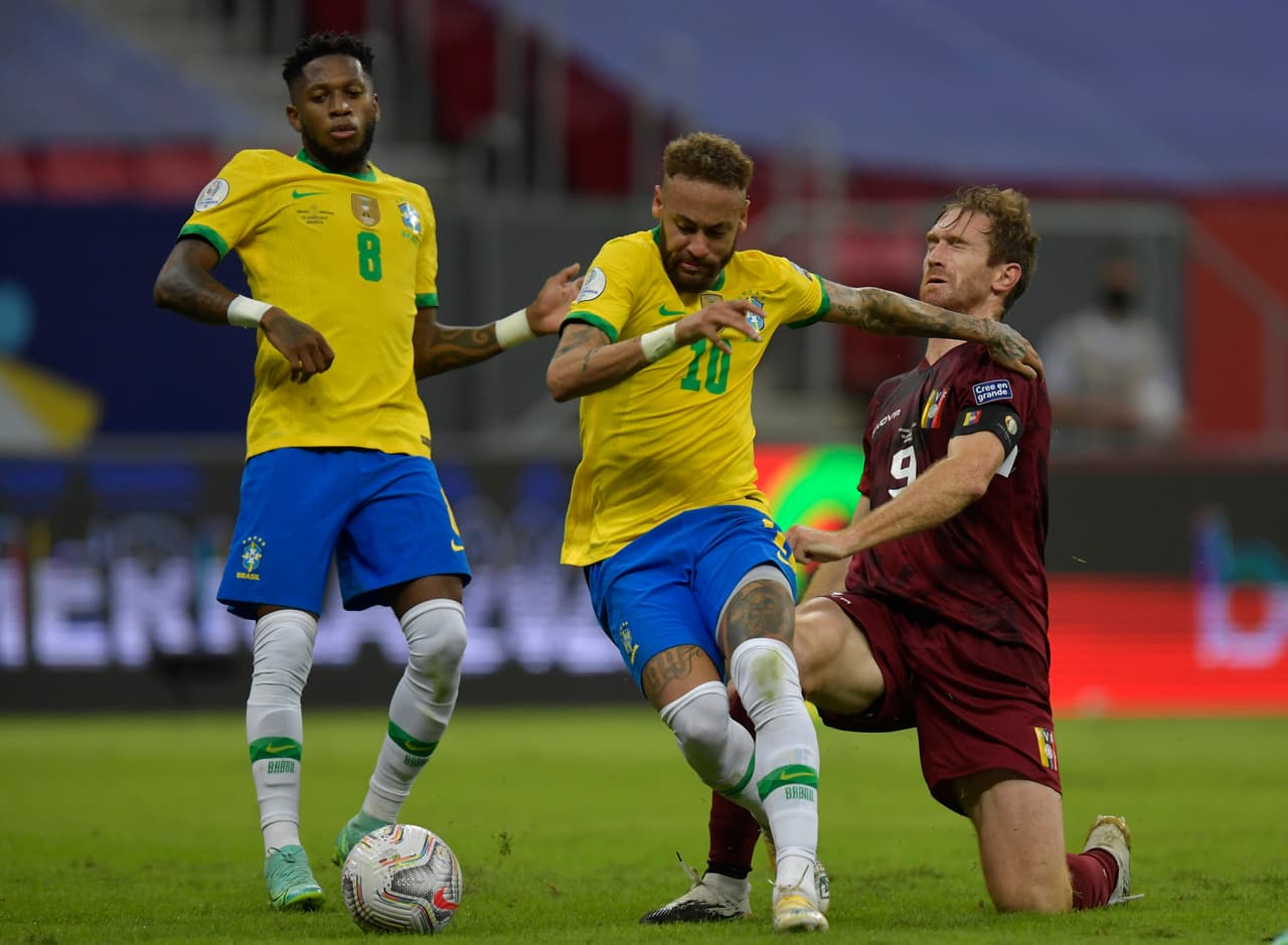 Brasil arrancó la Copa América goleando a Venezuela con una destacada actuación de Neymar.