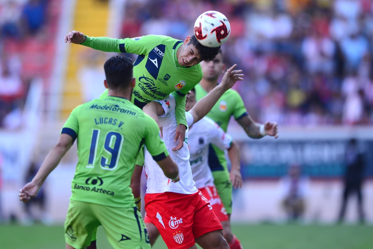 Monarcas evitó a toda costa el empate de los locales.