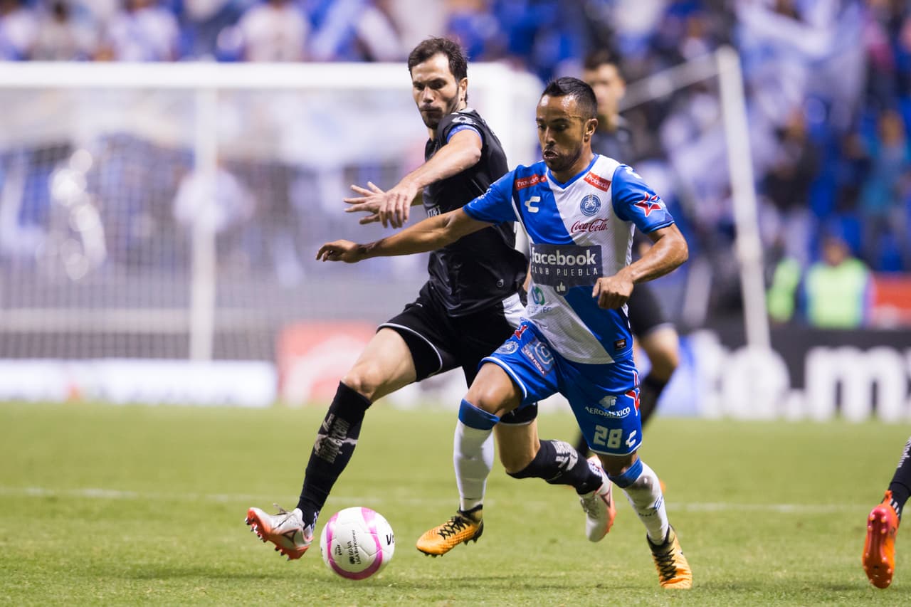 A pesar de no tener posibilidades para meterse a la Liguilla, Puebla sacó todo arsenal para llevarse este triunfo.