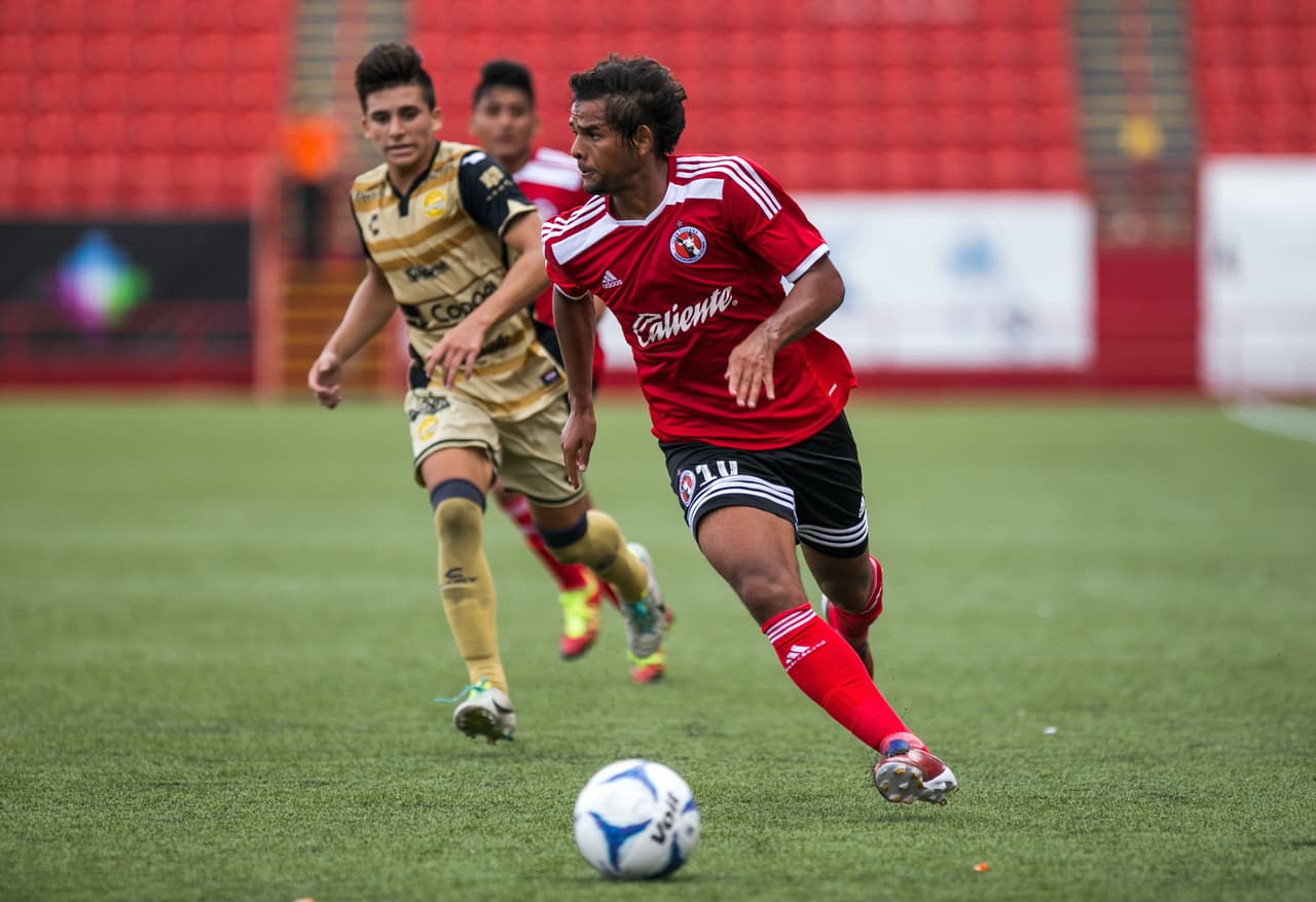 Humberto Osorio Botello (Dorados, Xolos): llegó a los de la frontera, pero por falta de cupos extranjeros pasó a los Dorados. Marcó varios goles y en su regreso con los Xolos se apagó.