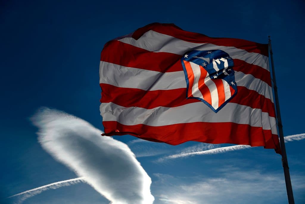 Tras sus positivos, el Atlético viajará el martes a Lisboa