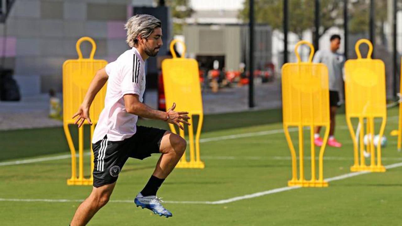 Rodolfo Pizarro anota a los dos minutos de debutar con Inter Miami