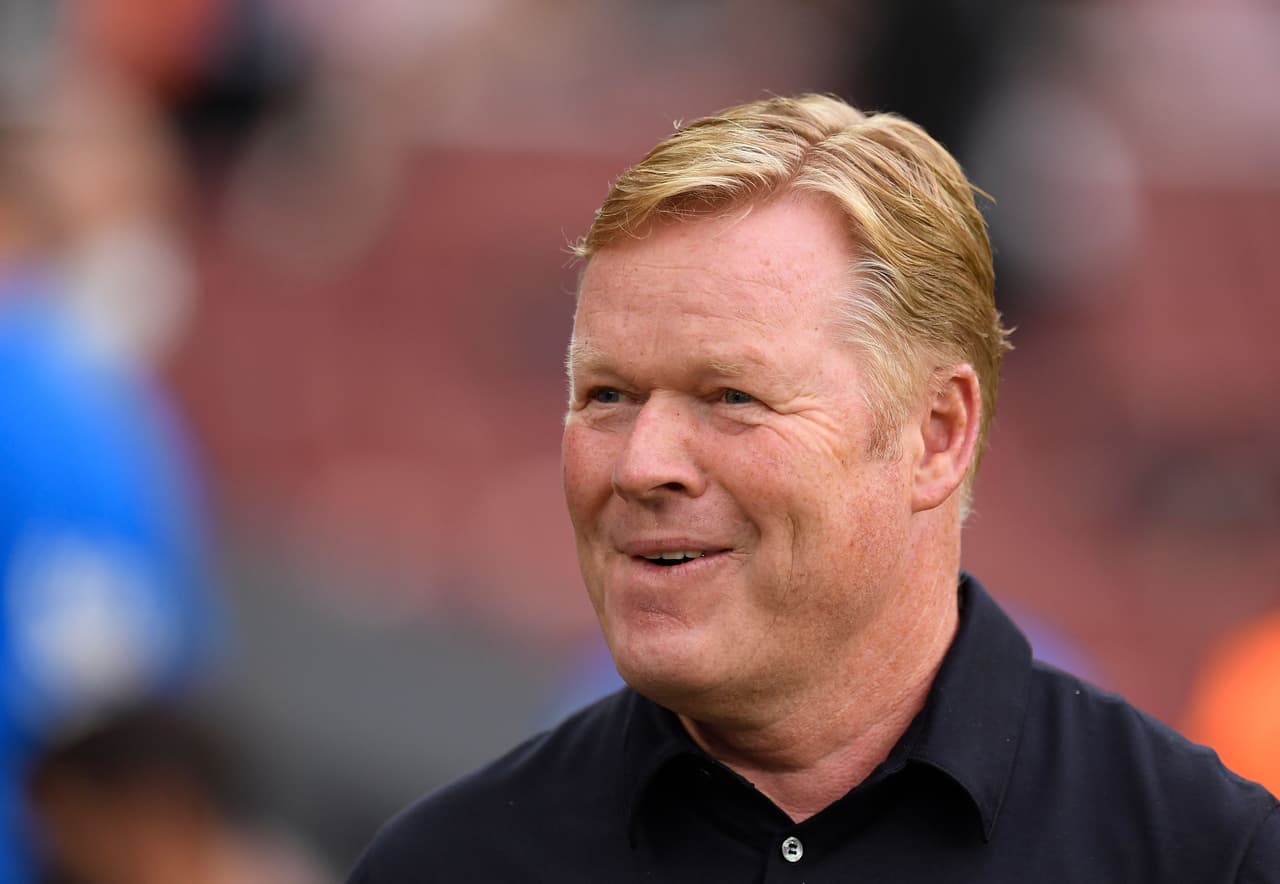 Con muchas incógnitas, Koeman cumple un año en el banquillo del Barça