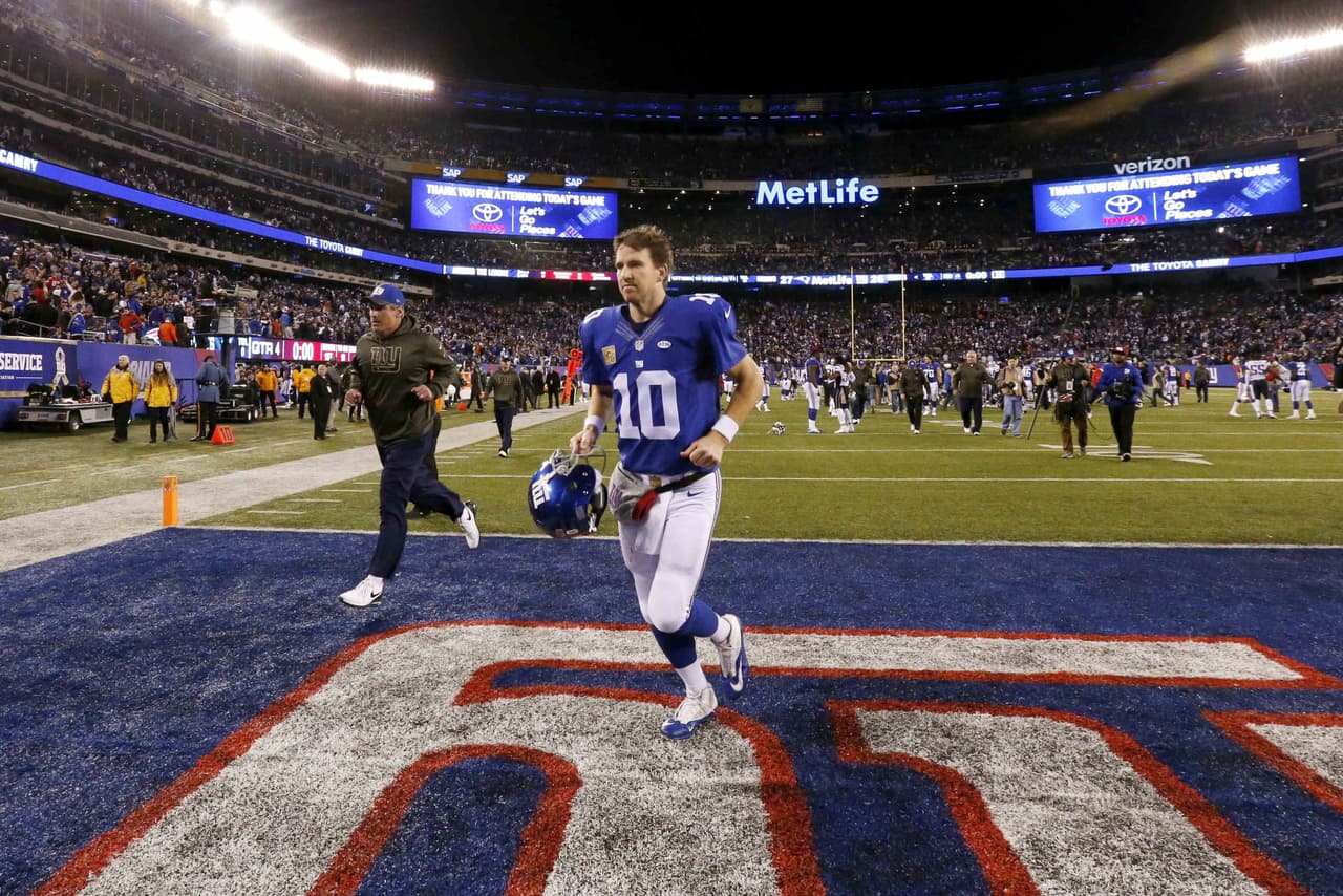 8. NEW YORK GIANTS - Son capaces de dominar al número uno del Power Ranking y ponerlo contra las cuerdas pero, no lo noquearon. Los Giants con Eli Manning son contendientes ante quien sea, sin embargo no han resuelto partidos que tenían al alcance del triunfo. A pesar de todo son líderes del Este en la NFC.