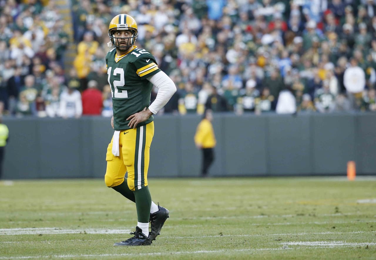 7. GREEN BAY PACKERS - Las 3 derrotas consecutivas los hizo perder el liderato de la División Norte en la Conferencia Nacional y por supuesto, salir del Top Five. Aaron Rodgers trata de sacar adelante a su ofensiva pero no encuentra armas auxiliares para hacerlo.