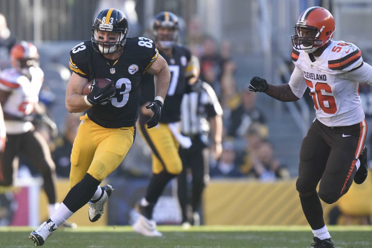 5. PITTSBURGH STEELERS - Con lesionados o sin ellos la ofensiva sigue siendo el punto clave de este equipo. Contrario a su tradición defensiva, ahora es la ofensiva la que carga con la mayor responsabilidad. Haciendo la aclaración que funcionará mientras Ben Roethlisberger sea el quarterback.